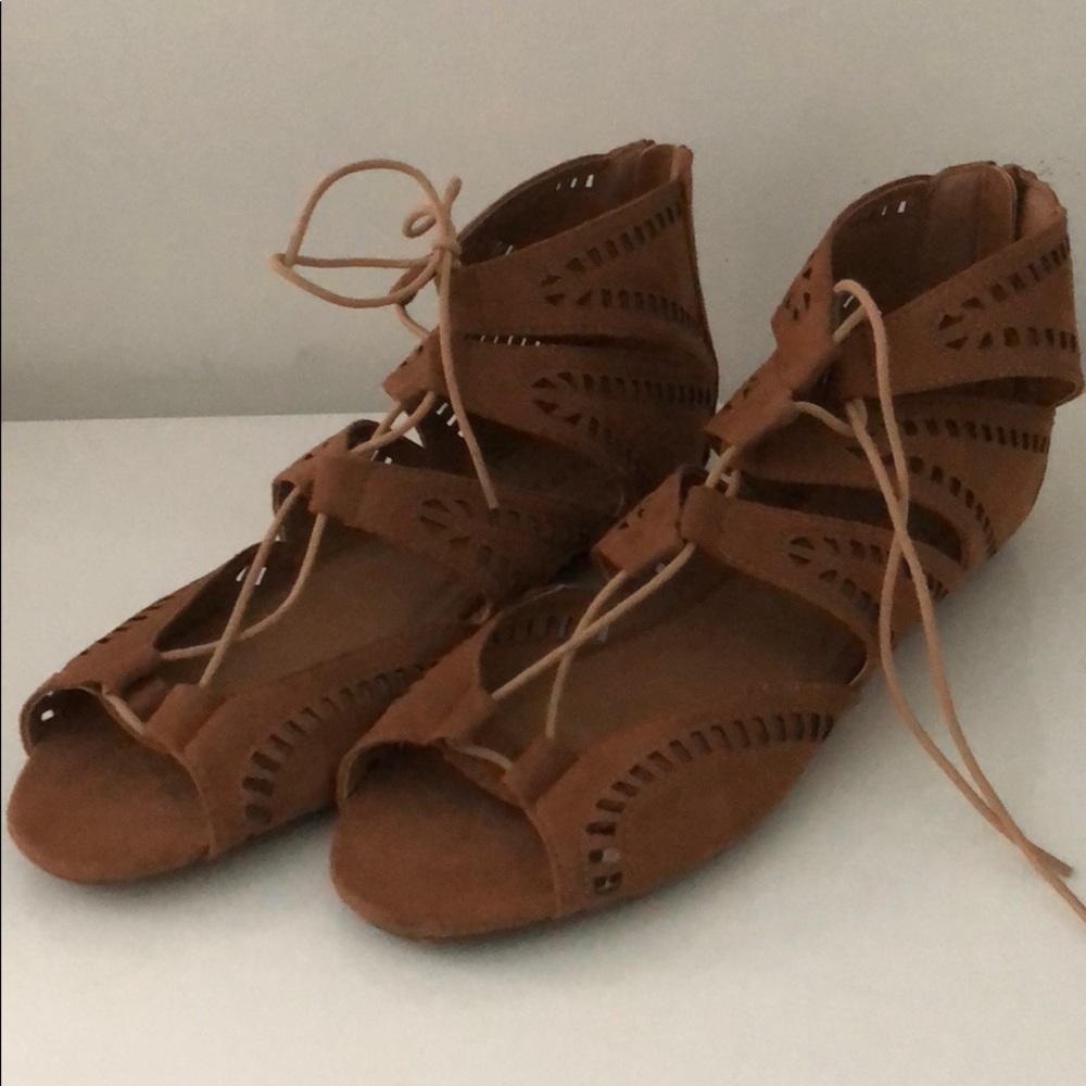 RAMPAGE FAUX SUEDE ANKLE LACE UP SANDALS NWOT